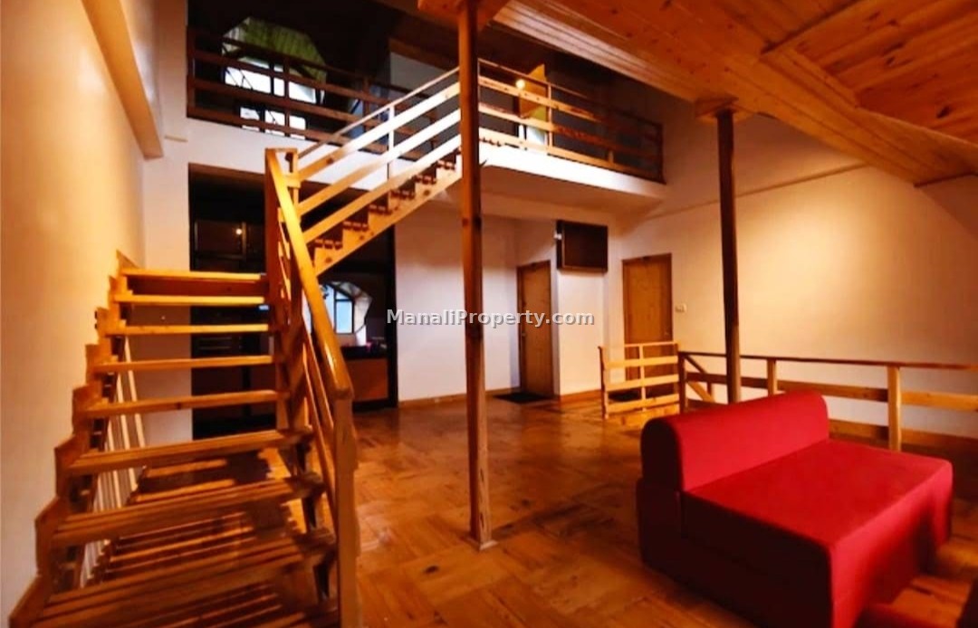 Manali Property, 10 rooms cottage for lease near mall road manali