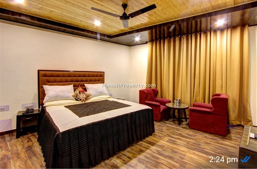 Manali Property, 8 rooms hotel lease near mall road manali