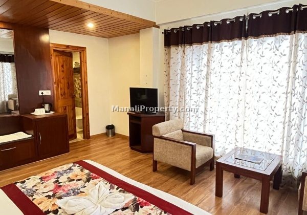 25 rooms hotel for lease with lift, manali property, manali property deals, manali hotel lease
